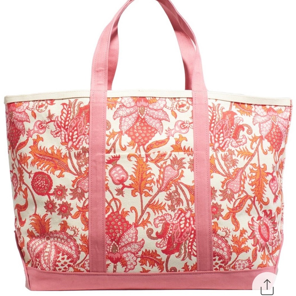 Roller Rabbit Amanda Canvas Tote - Picture 2 of 9